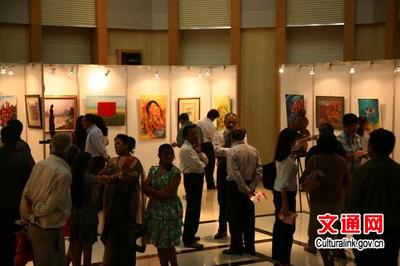 “毛里求斯艺术家眼中的中国”画展在中国文化中心举办